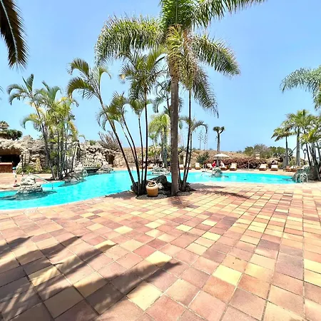 Disfruta De Vistas Al Mar En Con Piscina Διαμέρισμα *