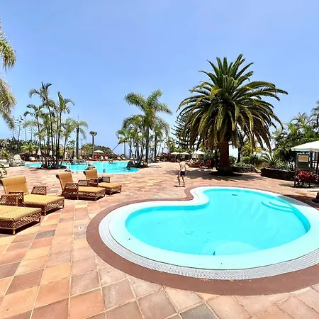 Disfruta De Vistas Al Mar En Con Piscina Διαμέρισμα Λος Ρεαλέχος